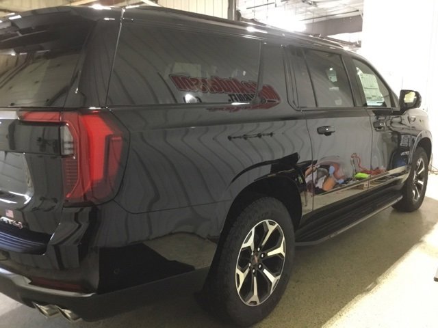 2025 Gmc Yukon XL AT4 photo 4