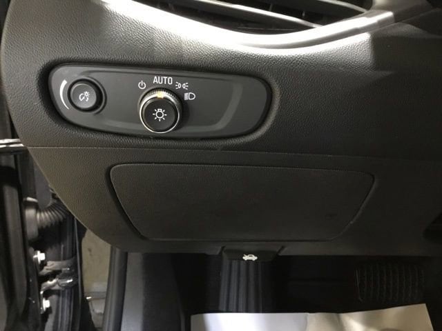 2023 Chevrolet Malibu 1LT - Photo 36