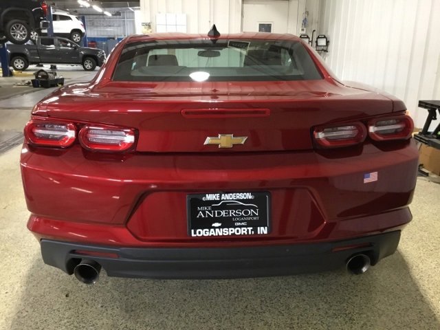 2023 Chevrolet Camaro 1LT photo 4