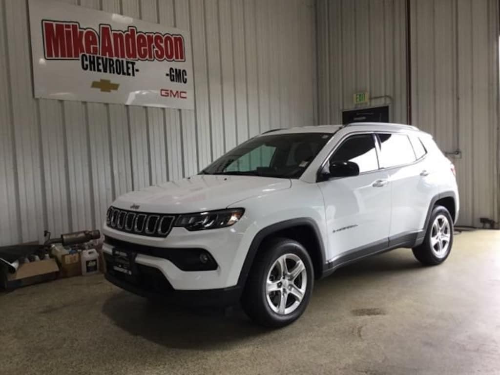 Used 2024 Jeep Compass Latitude SUV