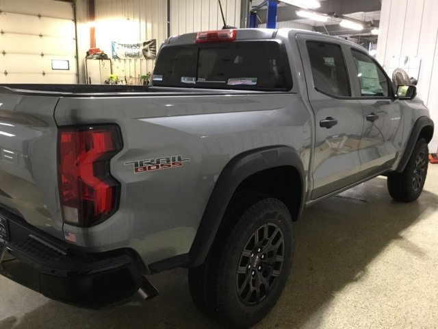 2026 Chevrolet Colorado Trail Boss photo 4