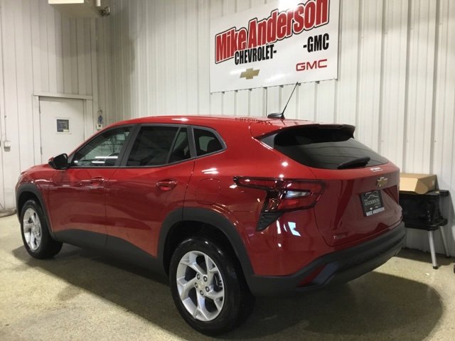 2026 Chevrolet Trax LS photo 3