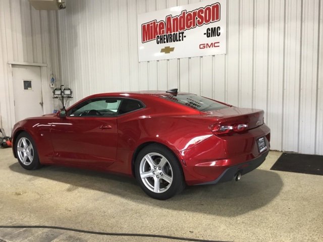 2023 Chevrolet Camaro 1LT photo 3