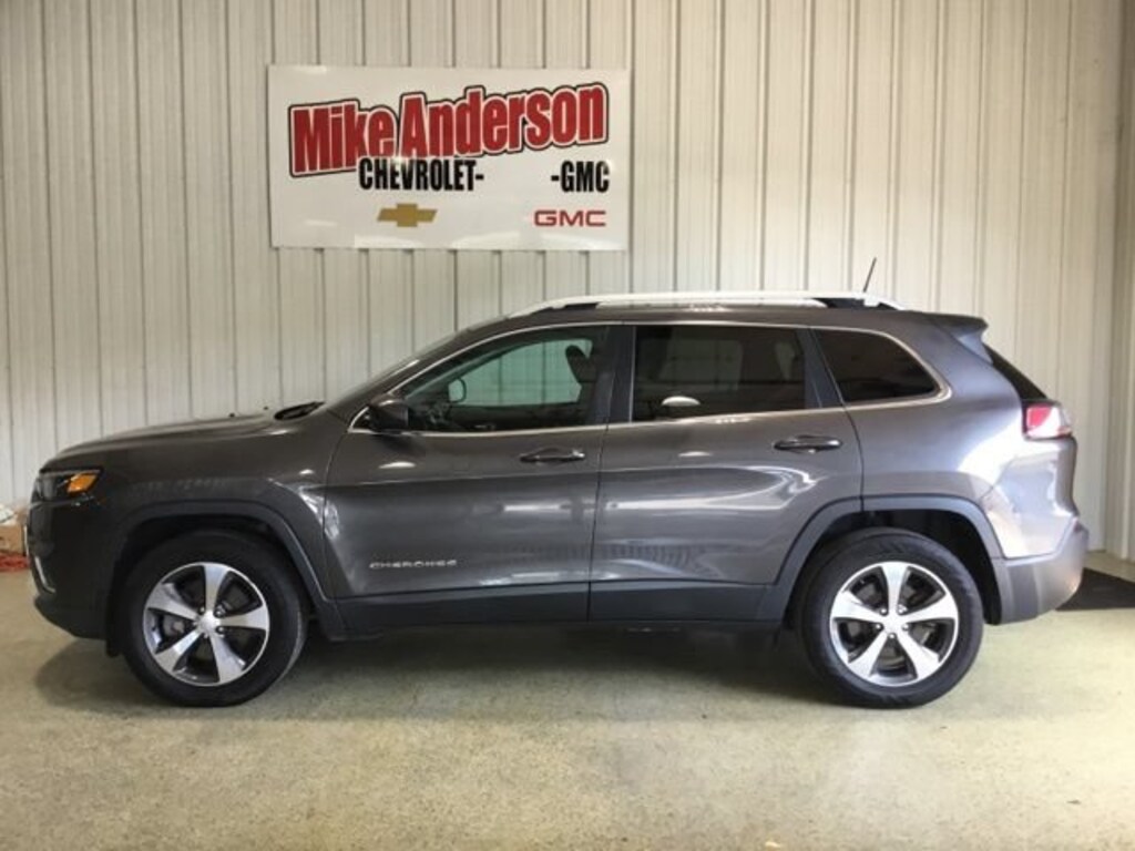 Used 2019 Jeep Cherokee Limited 4x4 SUV