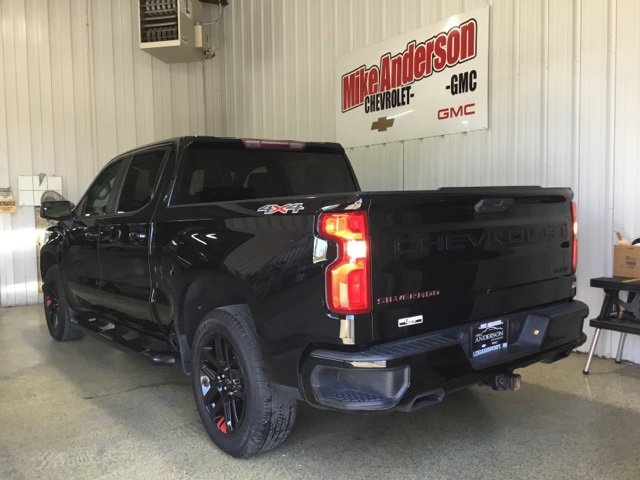 2021 Chevrolet Silverado 1500 RST photo 3
