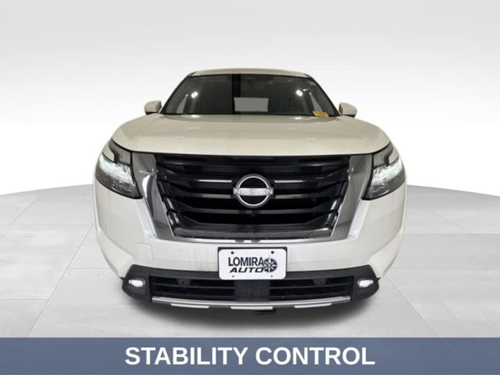 Used 2023 Nissan Pathfinder Platinum SUV