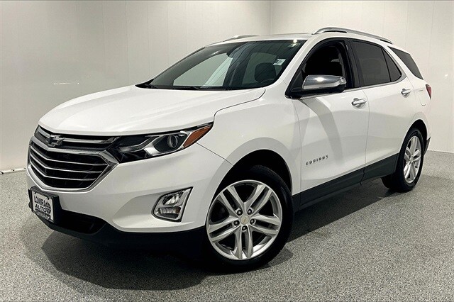 2021 Chevrolet Equinox Premier photo 3