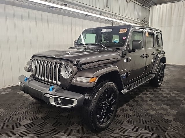 2022 Jeep Wrangler Unlimited Sahara 4xe photo 2