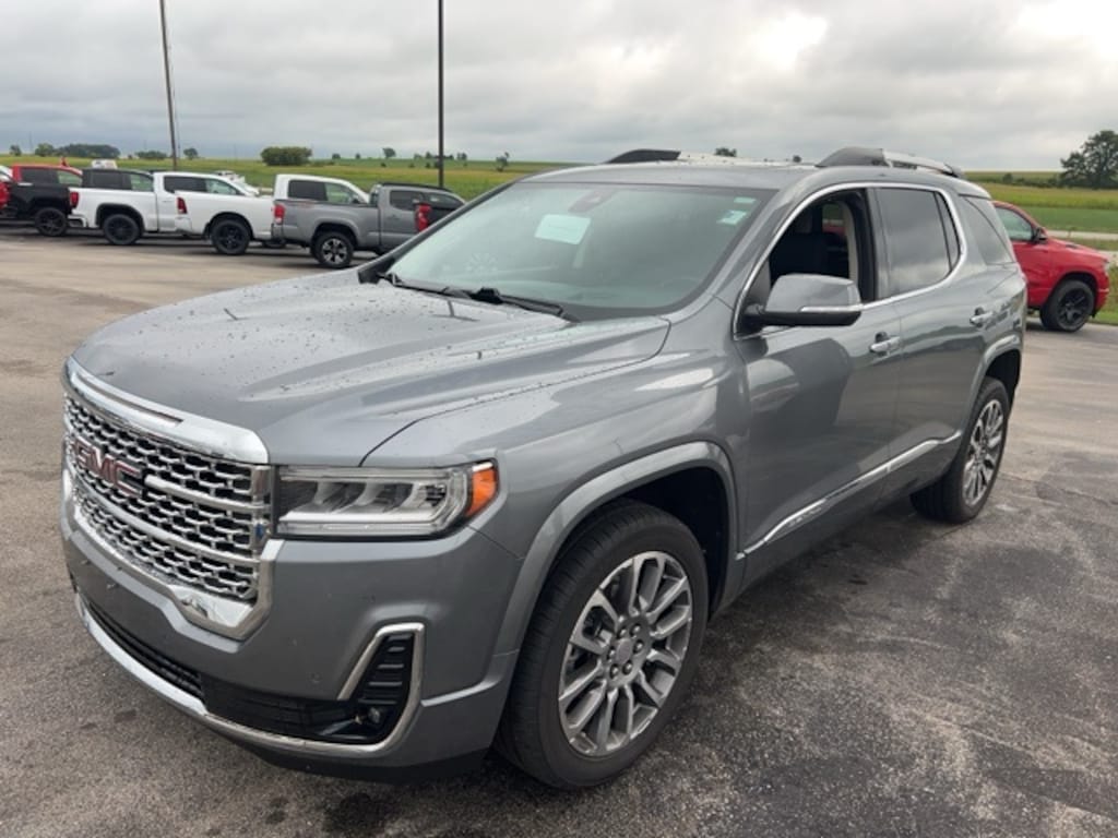 Used 2021 GMC Acadia For Sale at Lomira Auto LLC VIN 1GKKNXLS1MZ138507