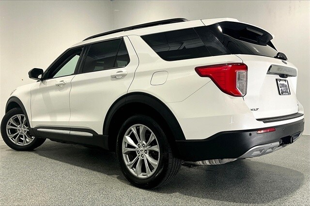 2021 Ford Explorer XLT photo 3