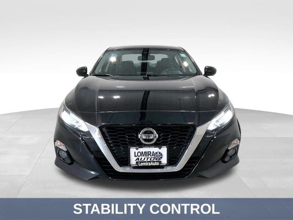 Used 2022 Nissan Altima 2.5 Platinum Sedan