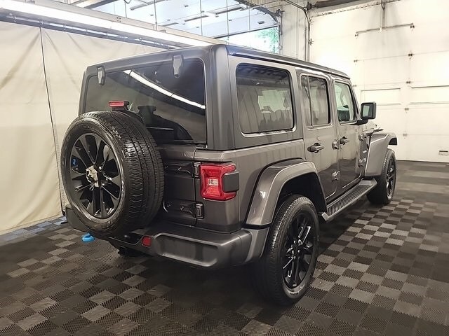 2022 Jeep Wrangler Unlimited Sahara 4xe photo 4