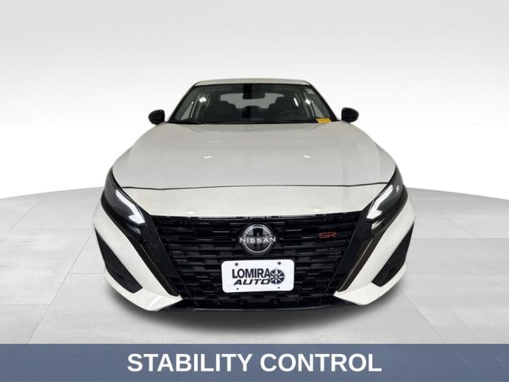 Used 2024 Nissan Altima 2.5 SR Sedan