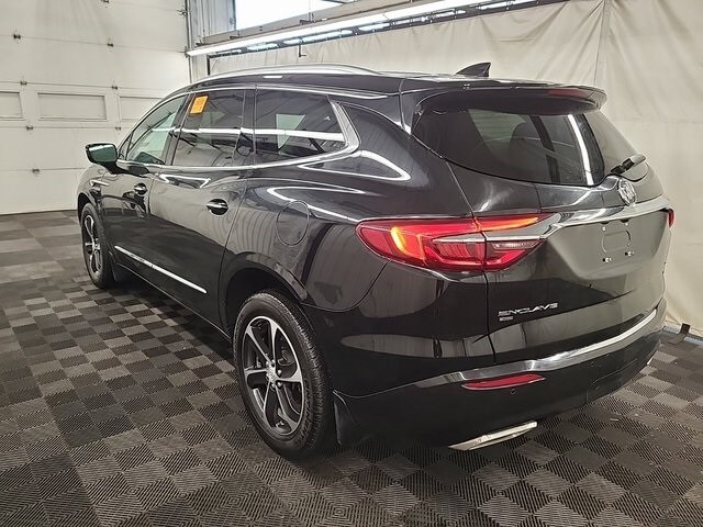 2021 Buick Enclave Essence photo 2