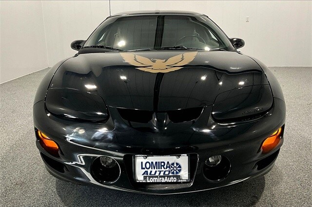 2002 Pontiac Firebird TRANS AM photo 2