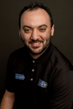 Staff member Zachary from 170d4f7ac58f