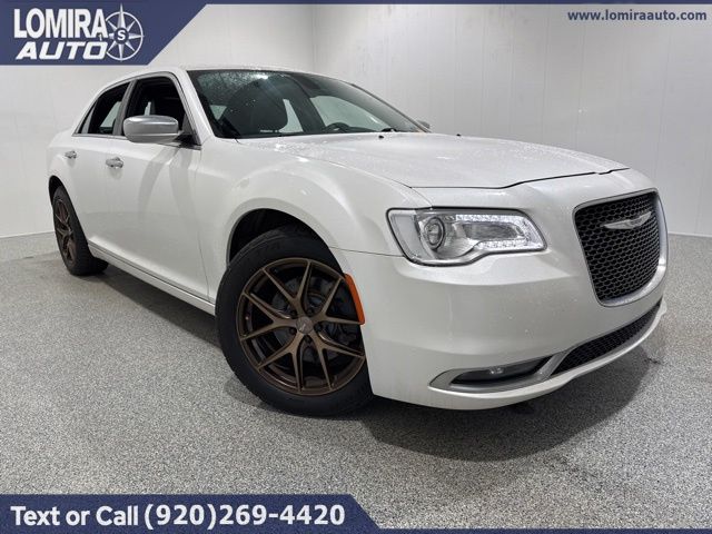 2015 Chrysler 300 C Platinum V6 AWD's photo