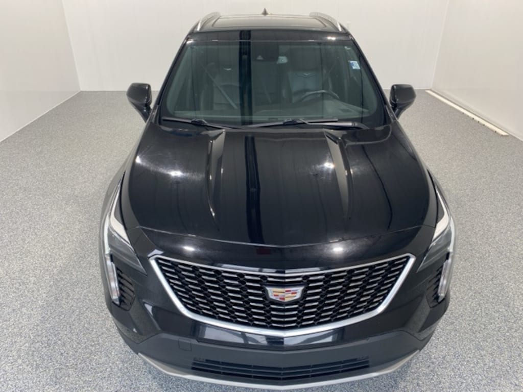 Used 2020 CADILLAC XT4 For Sale at Lomira Auto LLC VIN 1GYFZDR46LF025882