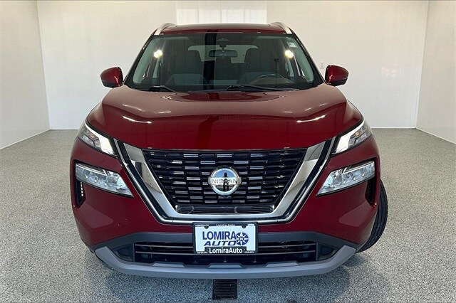 2021 Nissan Rogue SV photo 2