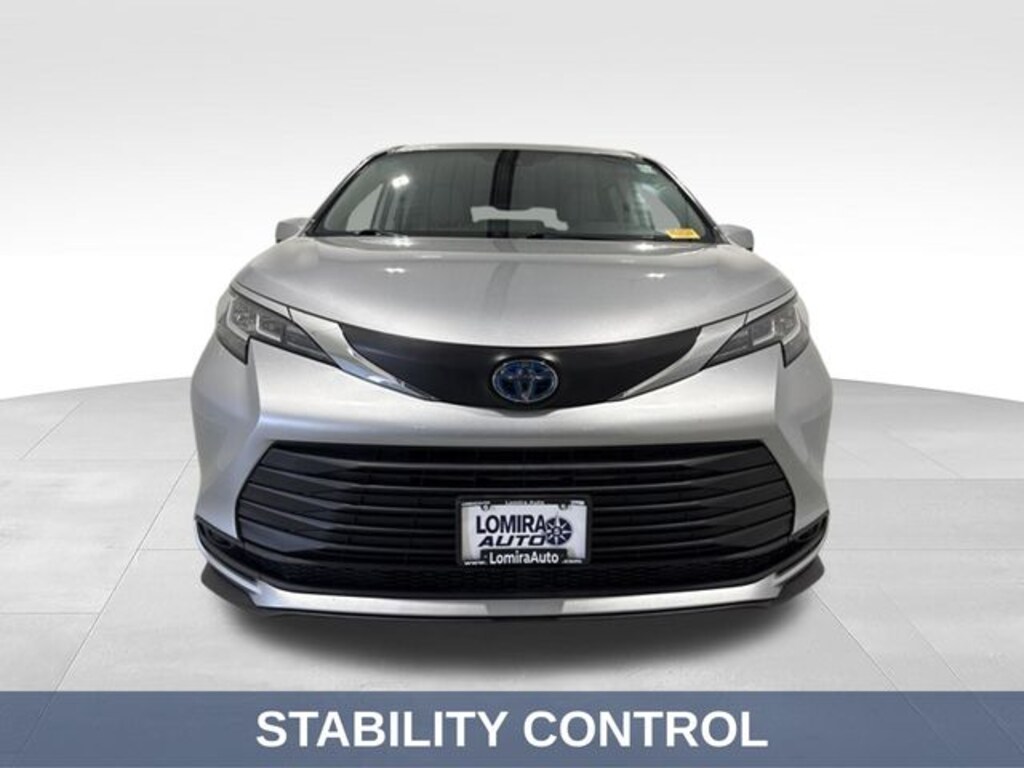 Used 2021 Toyota Sienna LE Van