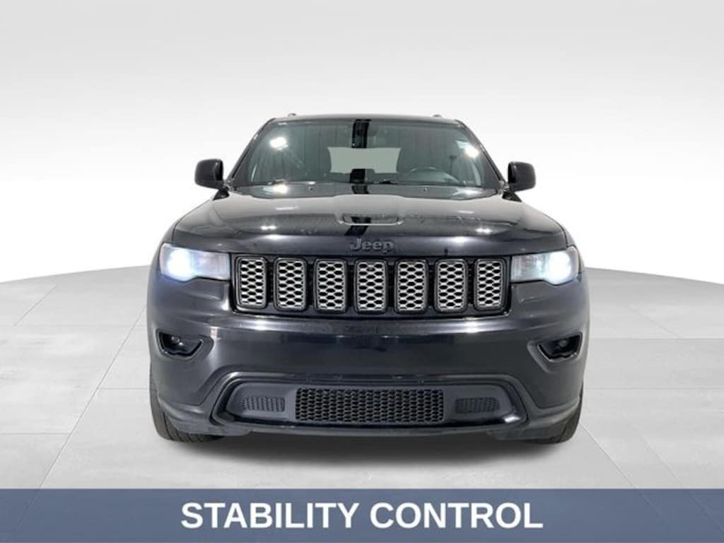 Used 2020 Jeep Grand Cherokee Altitude SUV