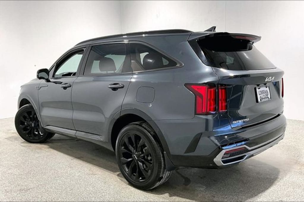 Used 2023 Kia Sorento SX SUV