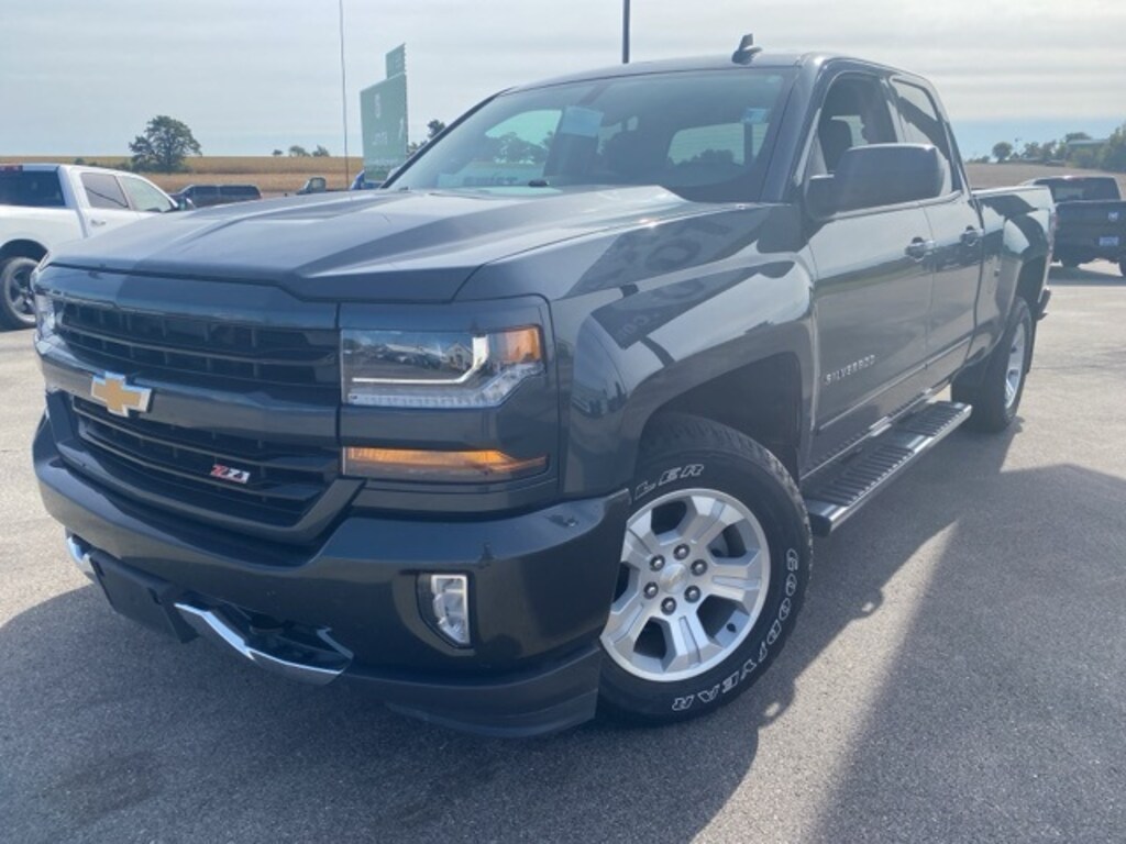 Used 2017 Chevrolet Silverado 1500 For Sale at Lomira Auto LLC VIN