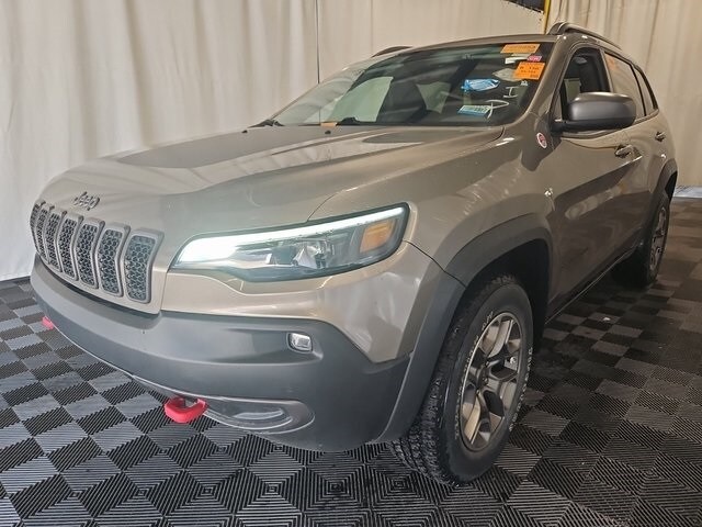 2020 Jeep Cherokee Trailhawk photo 2