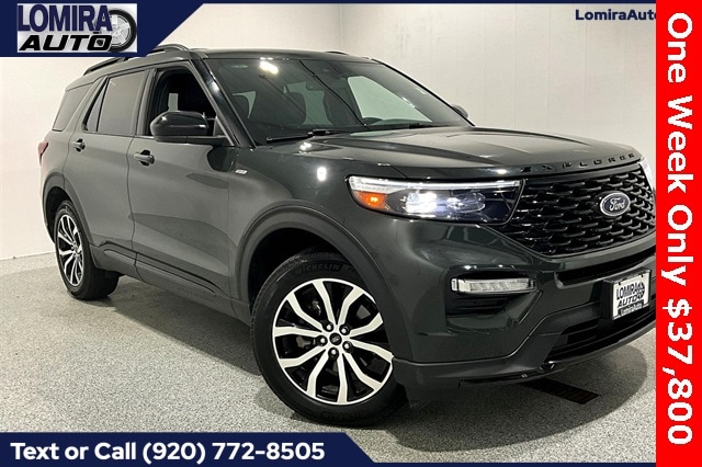 2024 Ford Explorer ST Line's photo