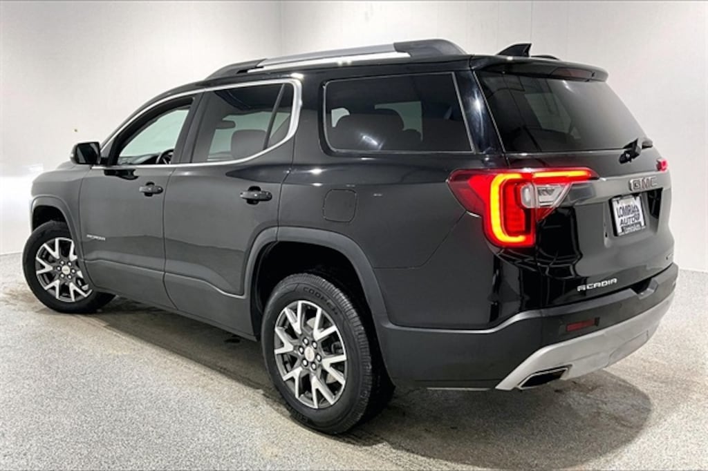 Used 2023 GMC Acadia SLE SUV