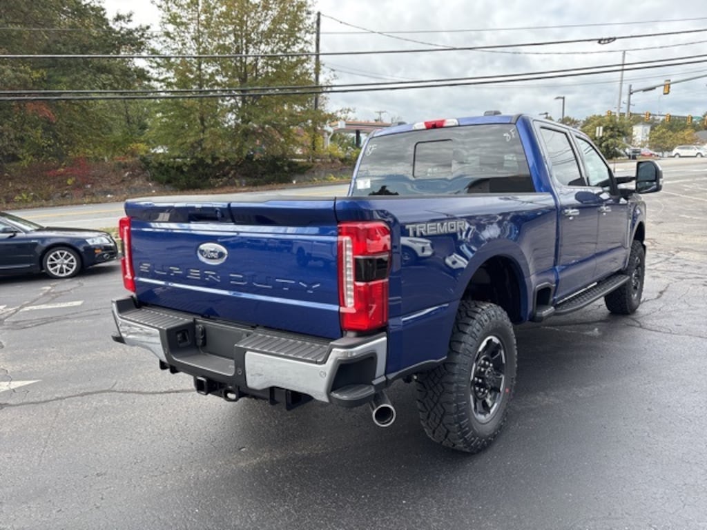 New 2026 Ford F-250 Lariat Truck Crew Cab