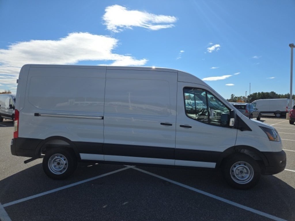 New 2025 Ford Transit-250 Cargo Medium Roof 148" Wheelbase Van Medium Roof Van