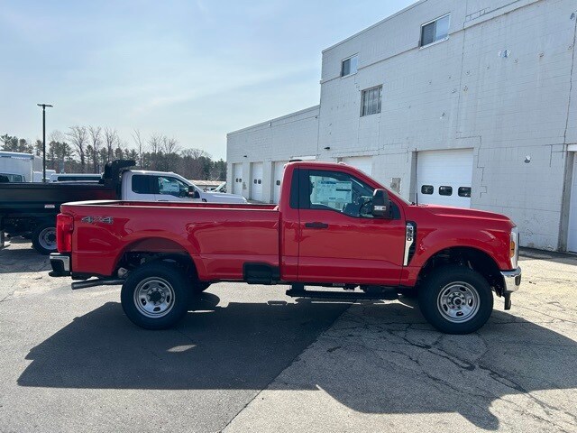 2025 Ford F-350 XL photo 2