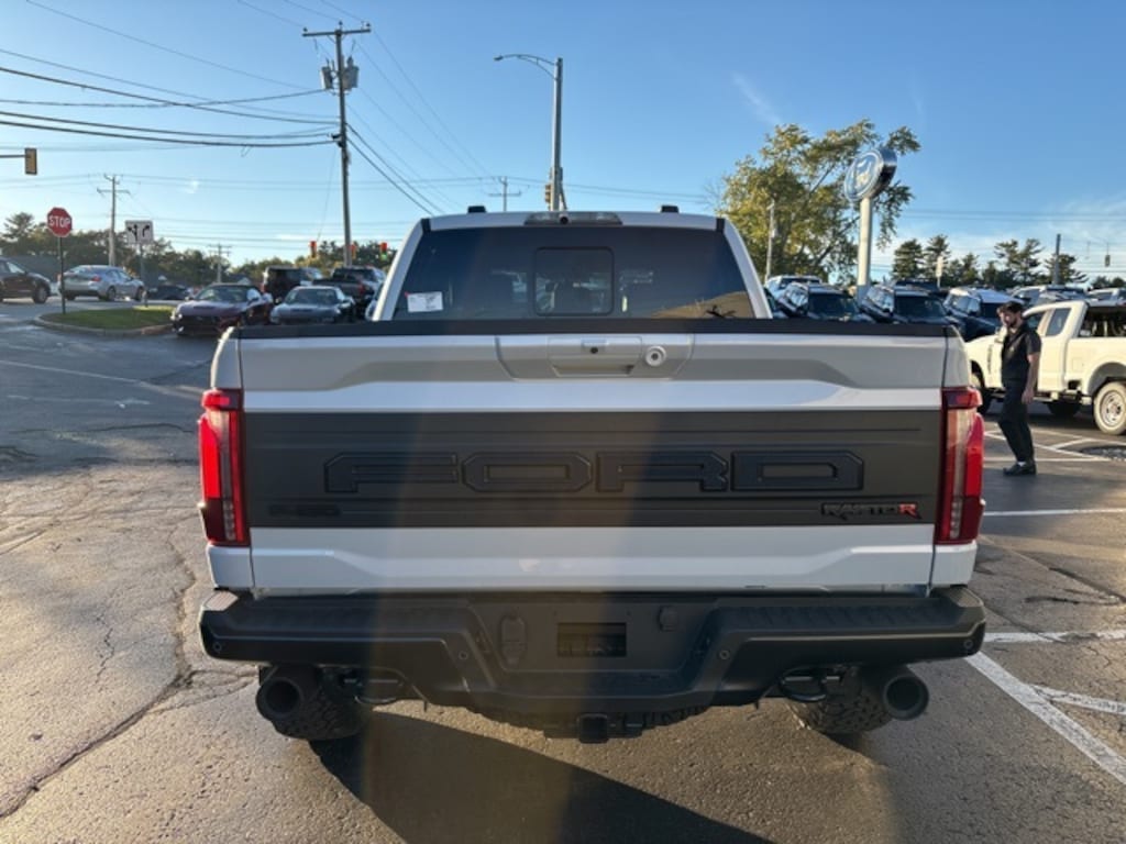 New 2025 Ford F-150 Raptor R Truck SuperCrew Cab
