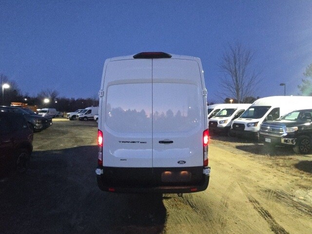 2026 Ford Transit photo 4