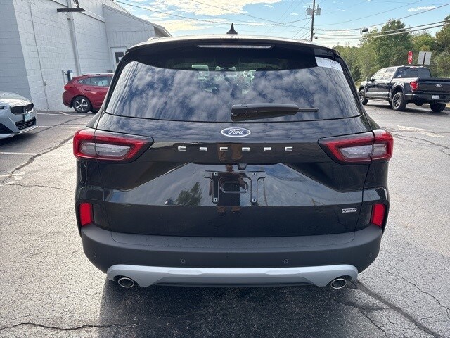 2025 Ford Escape Base photo 4