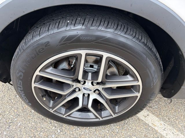Photo 9