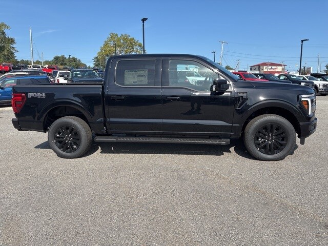 2025 Ford F-150 Lariat photo 2