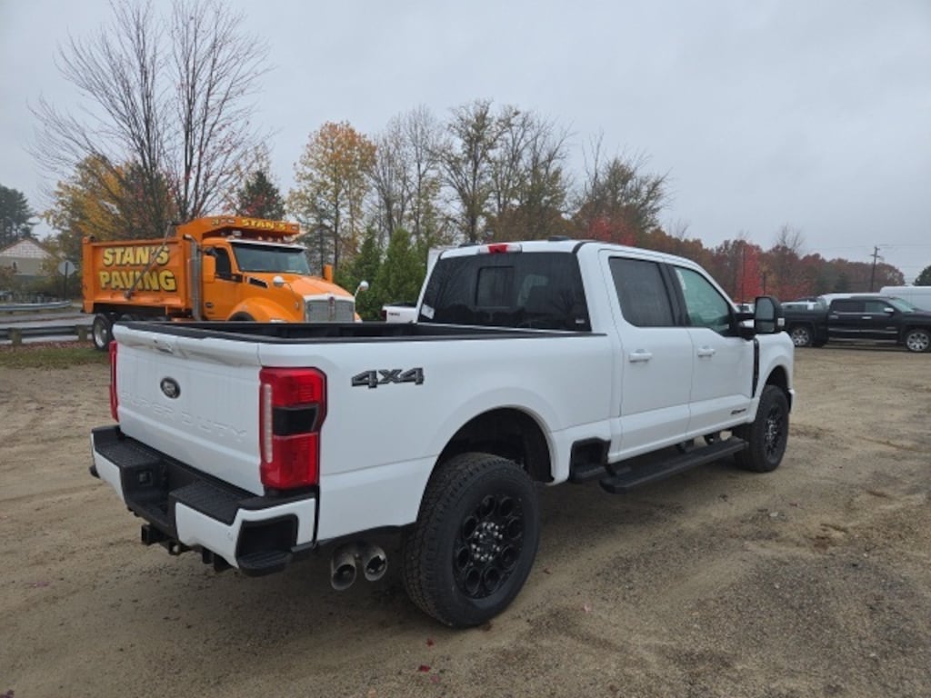 New 2026 Ford F-250 XLT Truck Crew Cab