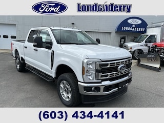 2025 Ford F-350 XLT Truck Crew Cab