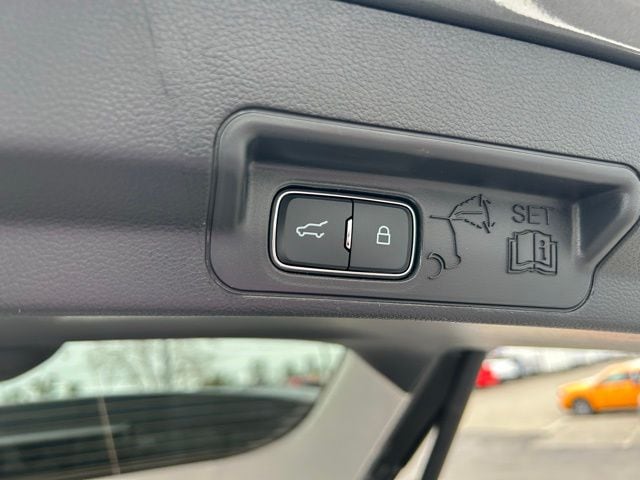2026 Ford Explorer Active - Photo 12