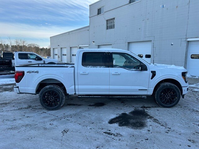 2025 Ford F-150 XLT photo 2