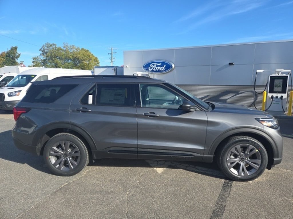 New 2026 Ford Explorer Active SUV