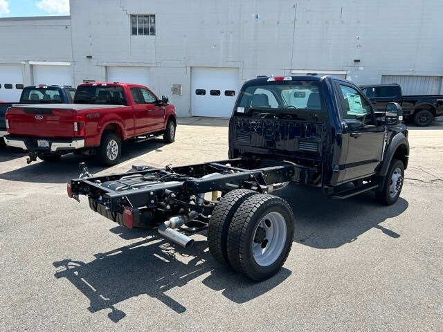 2024 Ford F-550 XL photo 3