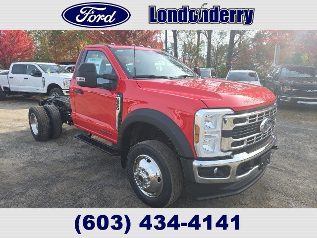 2026 Ford F-550 Super Duty Chassis Cab XL's photo