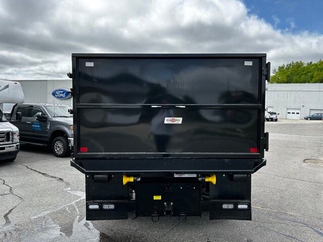 2024 Ford F-550 photo 4