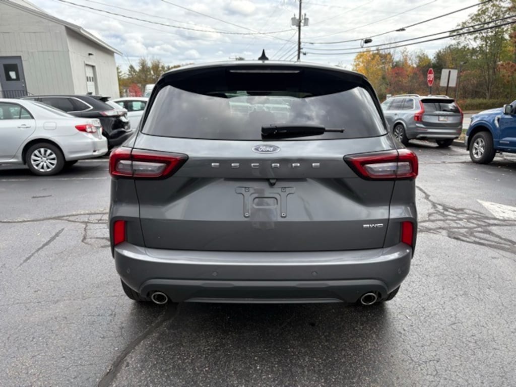 Used 2024 Ford Escape ST-Line Elite SUV