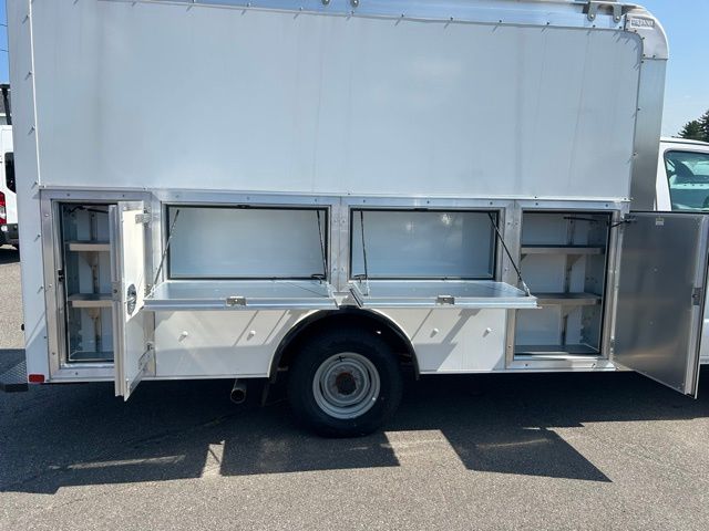 2026 Ford E-Series Cutaway Base - Photo 17