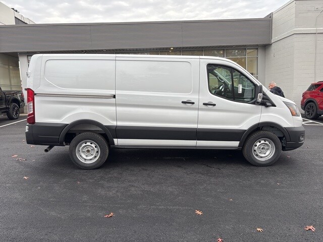 2026 Ford Transit photo 2