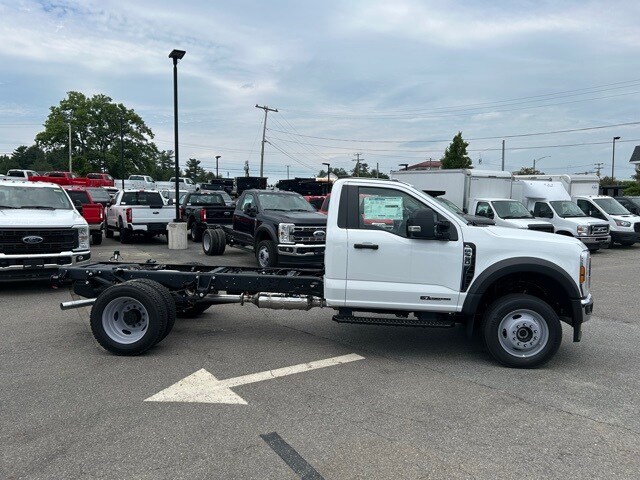 2024 Ford F-550 XL photo 2